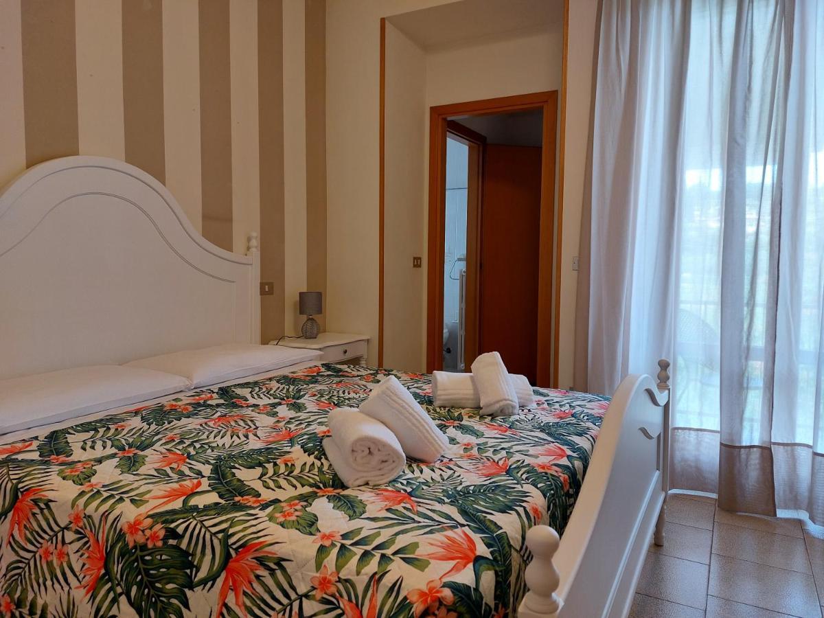 Hotel Valbella บาร์โดลิโน ภายนอก รูปภาพ